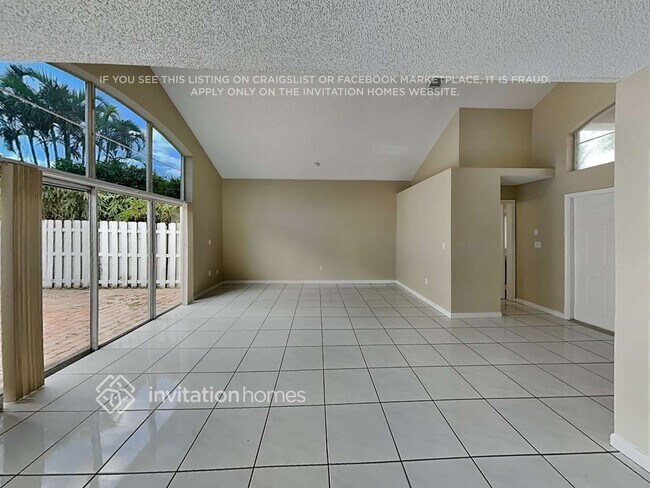 Foto del edificio - 16554 NW 10th St