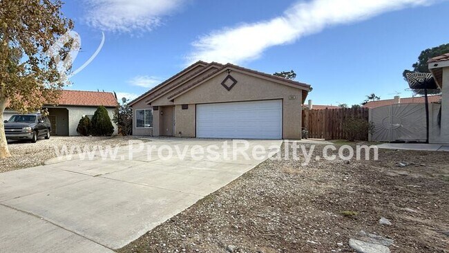 Foto del edificio - 11085 Live Oak Ln