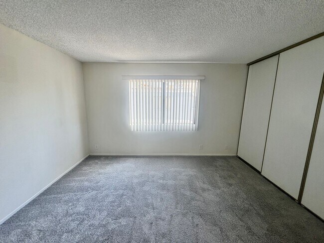 Foto del edificio - Ralston Village Remodeled Condo