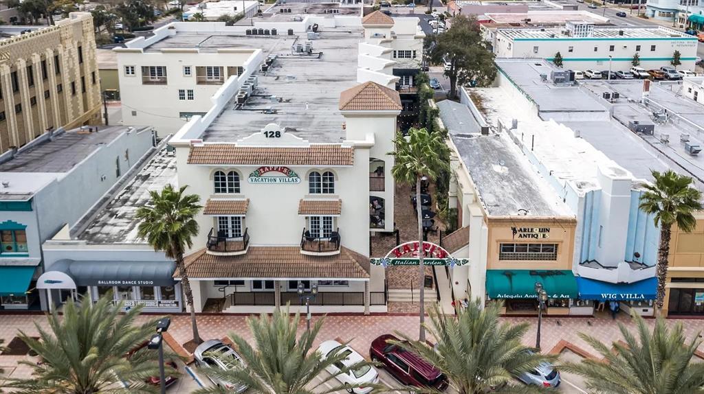 Foto principal - 128 S Beach St