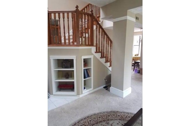 Building Photo - 8590 Laurel Ct