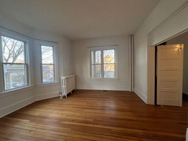 Foto del edificio - 1033 Newton St NE