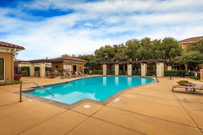 Foto del edificio - 4800 Westlake Pky
