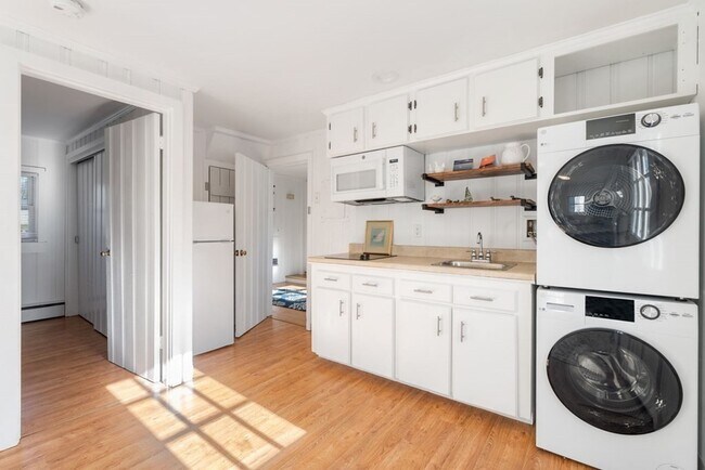 Building Photo - 3 Stanton Rd