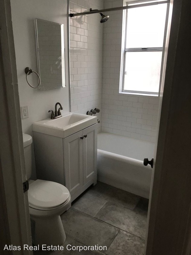 Building Photo - 106 N Dillon St