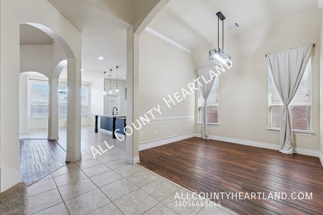 Building Photo - 1403 Zachary Ln