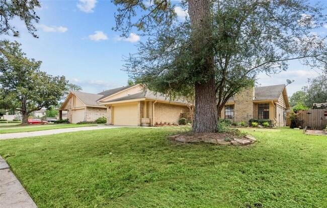 Building Photo - 9207 Towne Terrace Dr