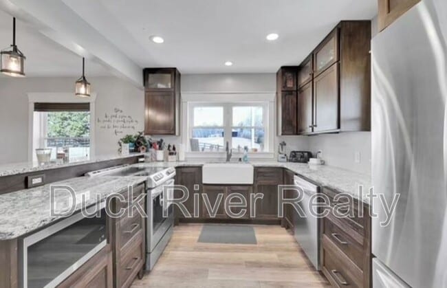 Foto del edificio - 4406 Akin Ridge Rd