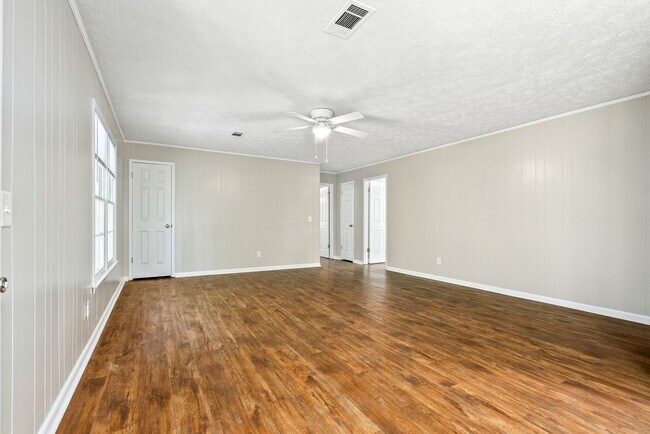 Foto del edificio - 307 Lancaster Ave
