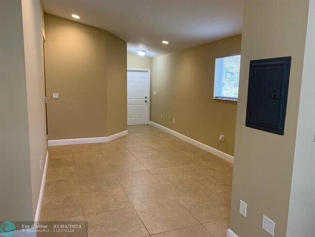 Foto del edificio - 1251 SE 29th St