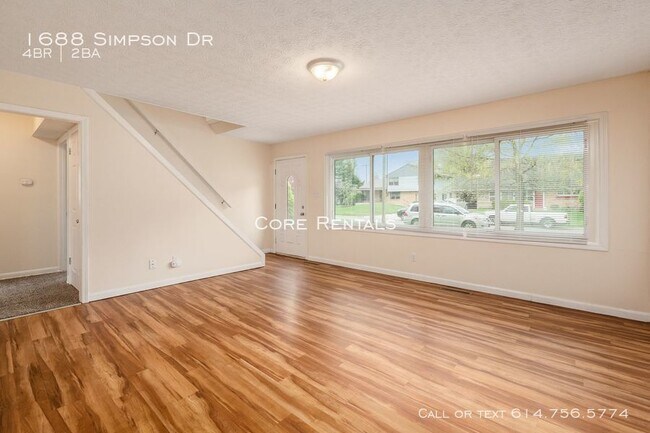 Foto del edificio - 1688 Simpson Dr