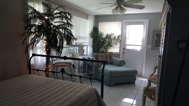 Foto del edificio - 1550 3rd Ct