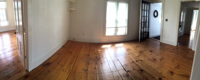 Building Photo - 72 S State St