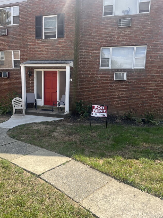 Primary Photo - 512 Philmar Ct