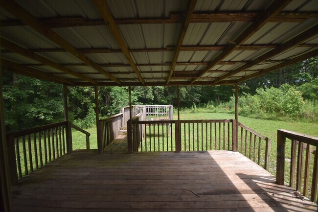Foto del edificio - 2153 Broome Rd