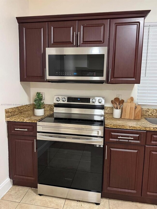 Foto del edificio - 1129 SW 10th St