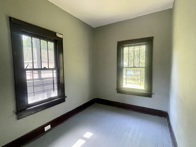 Foto del edificio - 2512 Boone St