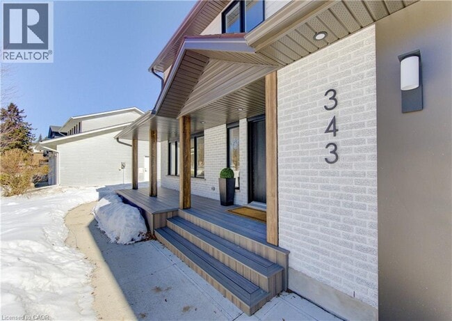 Building Photo - 343 Craigleith Dr