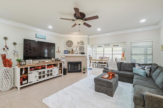 Building Photo - 3708 Lake Vista Ct