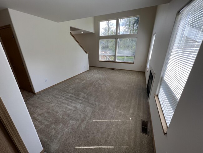 Foto del edificio - 3709 87th Ave NE