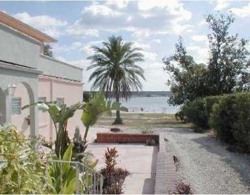  - 1854 S Highland Park Dr