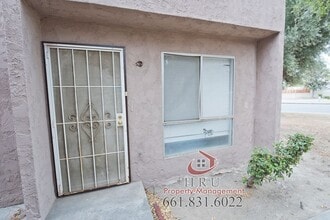 Building Photo - 2205 Cedro Ct