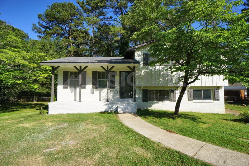 2336 Applewood Dr, Center Point, AL 35215 House for Rent in Center