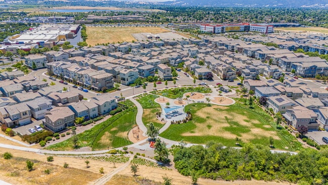 Community view - 2821 Stringham Way