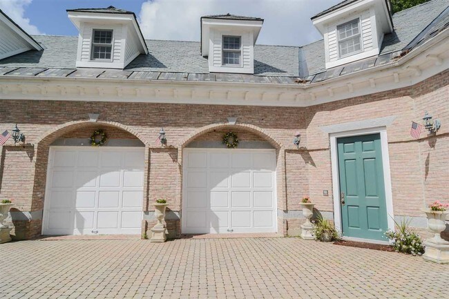 Foto del edificio - 6 Lancaster Rd