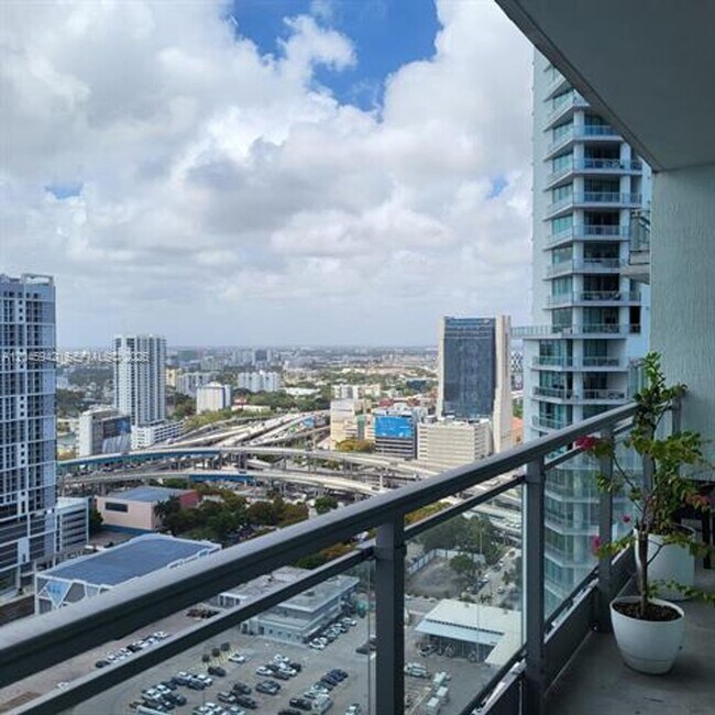 Foto del edificio - 92 SW 3rd St