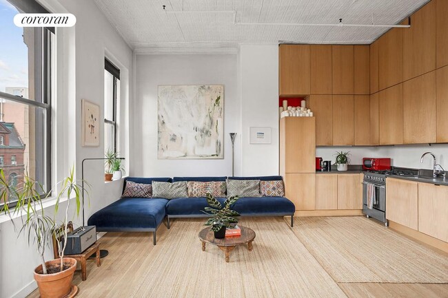 Building Photo - 215 Bowery