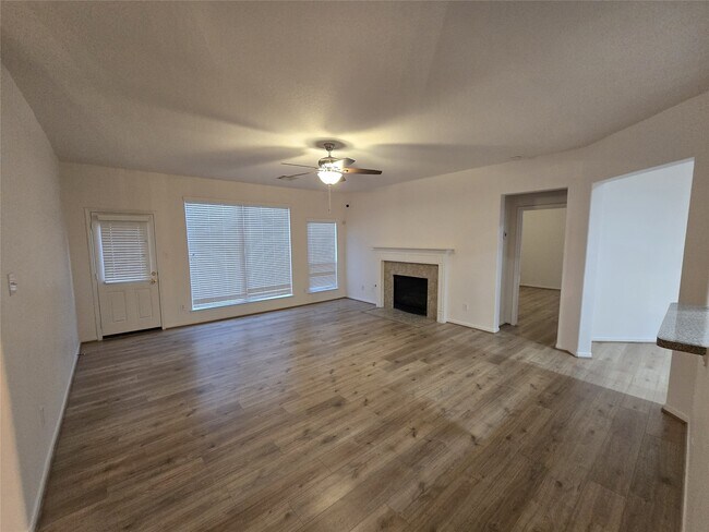 Foto del edificio - 19427 Egret Wood Way