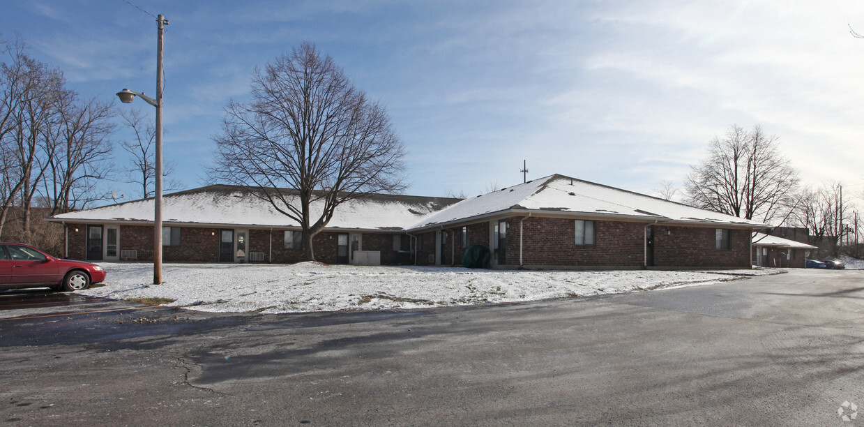 Primary Photo - The Ridge at Crestview Apartments