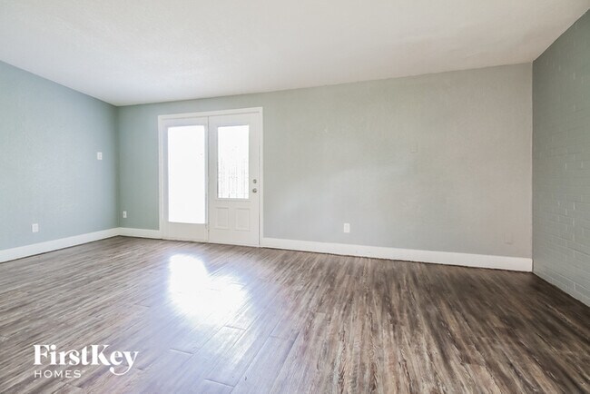 Foto del edificio - 1208 NE 66th St