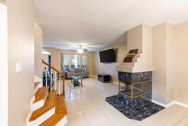 Building Photo - 9350 Starfire Ln