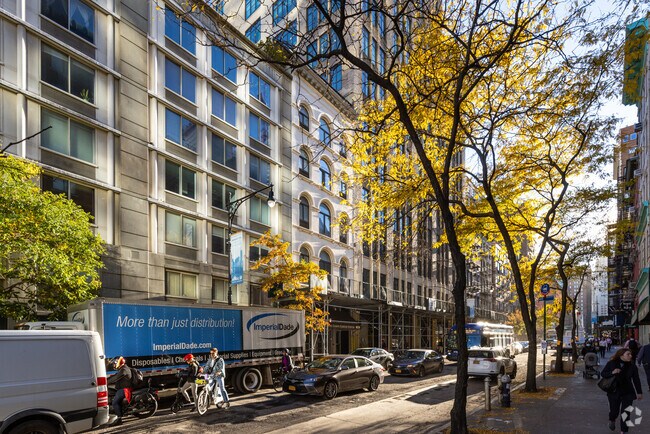 Foto del edificio - 165 Chambers St