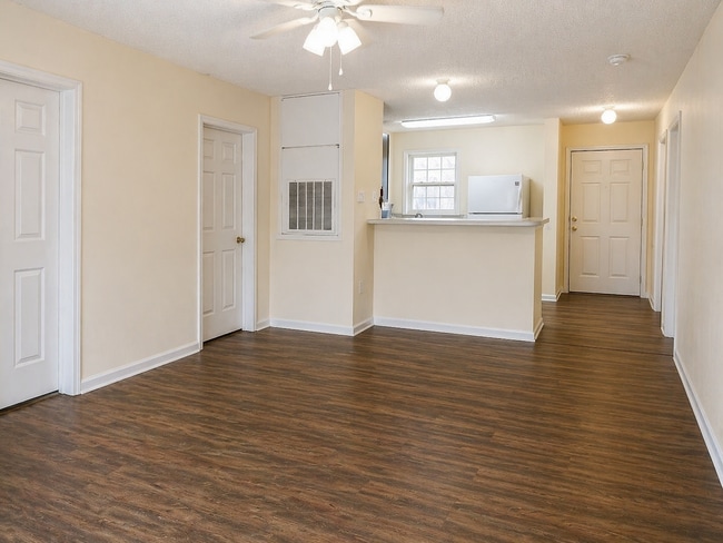 Building Photo - 1911 Wolftech Ln