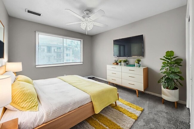 Interior Photo - West Glen Apartments