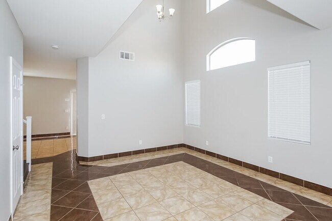 Foto del edificio - 6319 Barrington Bridge Ave
