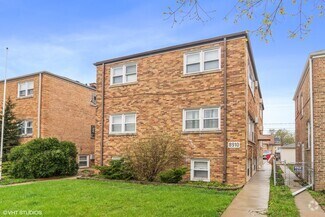 Building Photo - 8910 Grand Ave