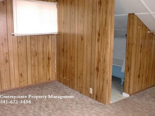 Foto del edificio - 723.5 W Ballf St