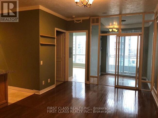 Building Photo - 60 Byng Ave