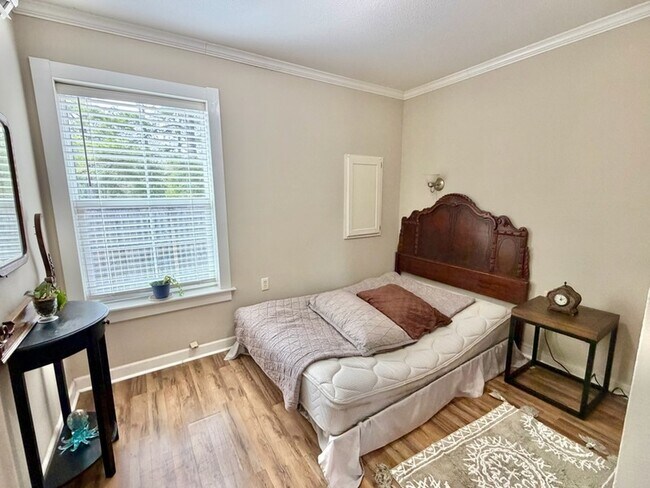 Foto del edificio - 161 Caswell Branch Rd