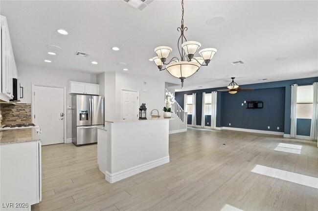 Foto del edificio - 9757 Marcelline Ave