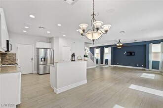 Building Photo - 9757 Marcelline Ave