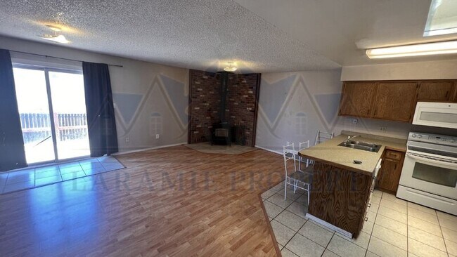 Foto del edificio - 1170 N 19th St