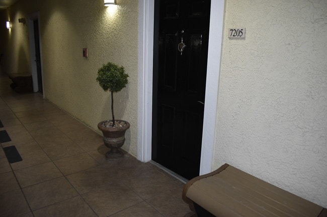 Front Door - 1810 E Palm Ave