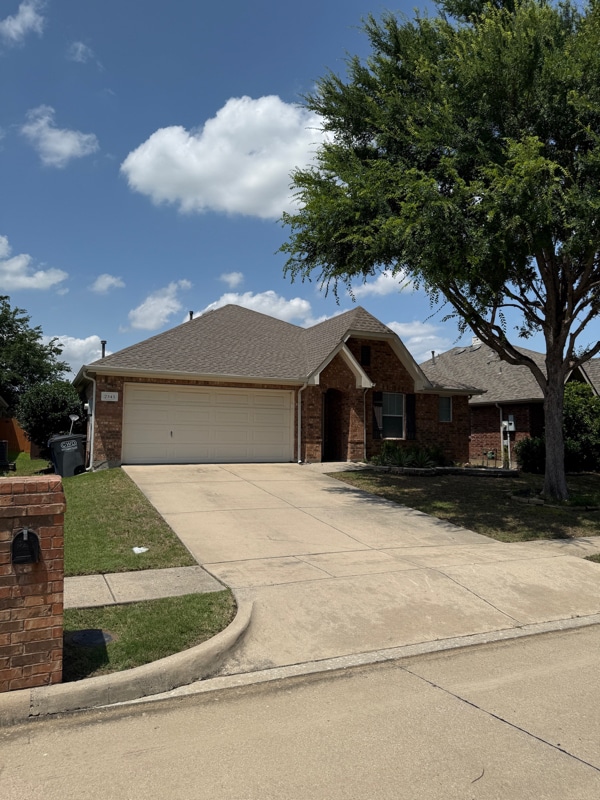Building Photo - 2345 Aurora Dr