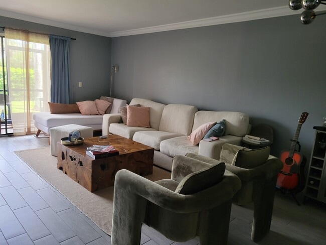 Building Photo - 22100 Palms Way