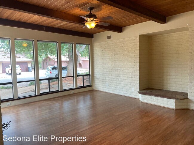 Building Photo - 3 br, 2 bath House - 355 CANYON DIABLO
